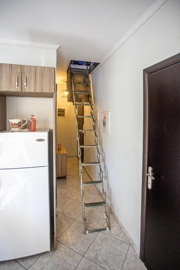 Holiday House Ioanna 2 - Loft Néa Péramos Zewnętrze zdjęcie