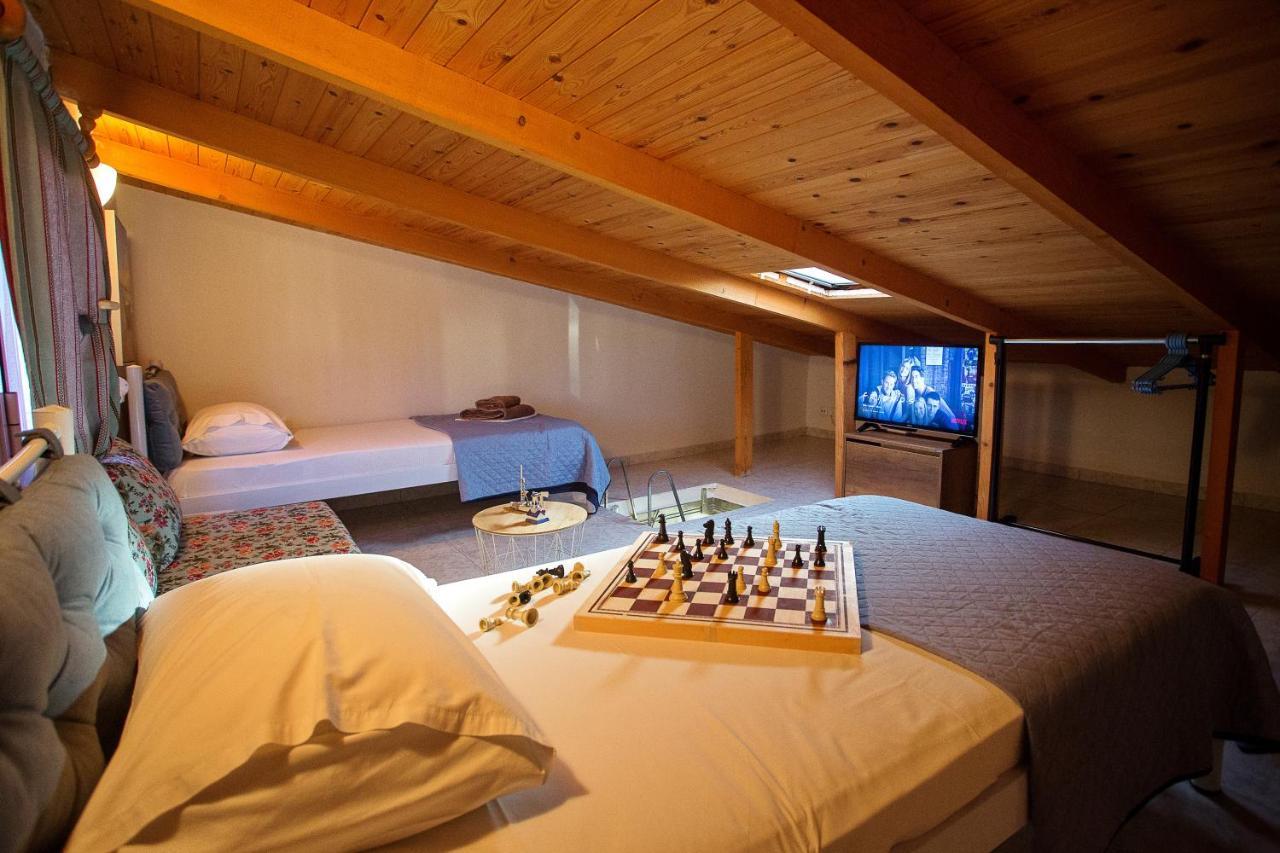 Holiday House Ioanna 2 - Loft Néa Péramos Zewnętrze zdjęcie