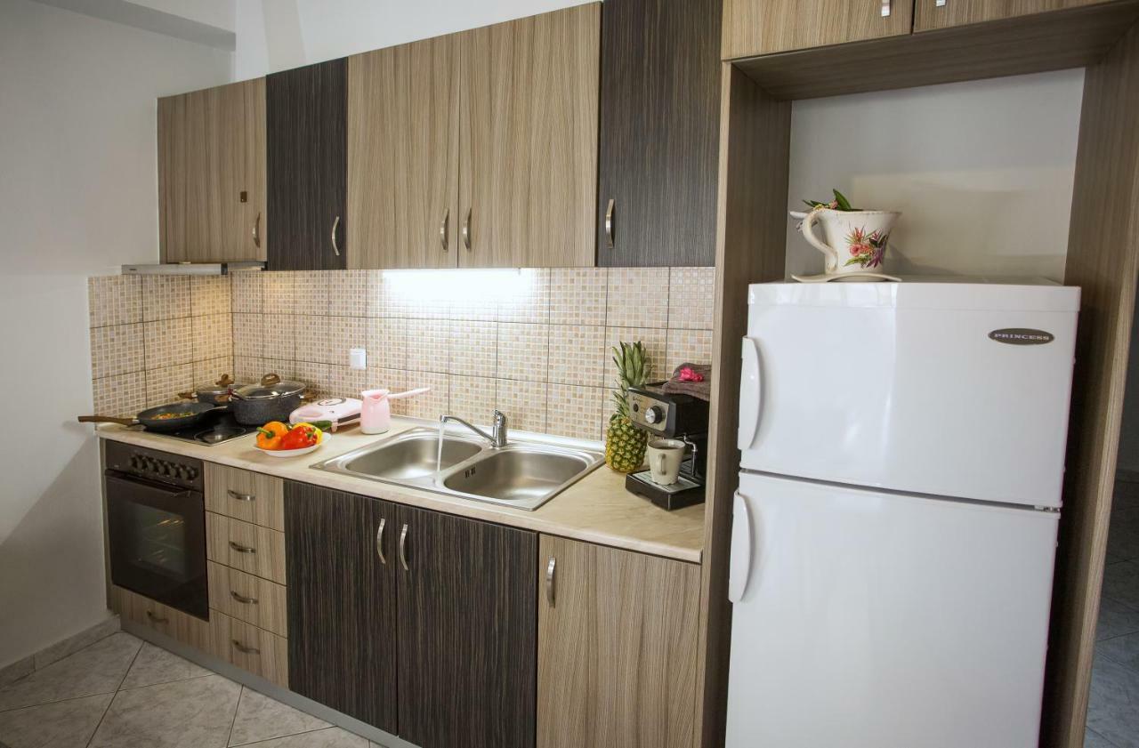Holiday House Ioanna 2 - Loft Néa Péramos Zewnętrze zdjęcie