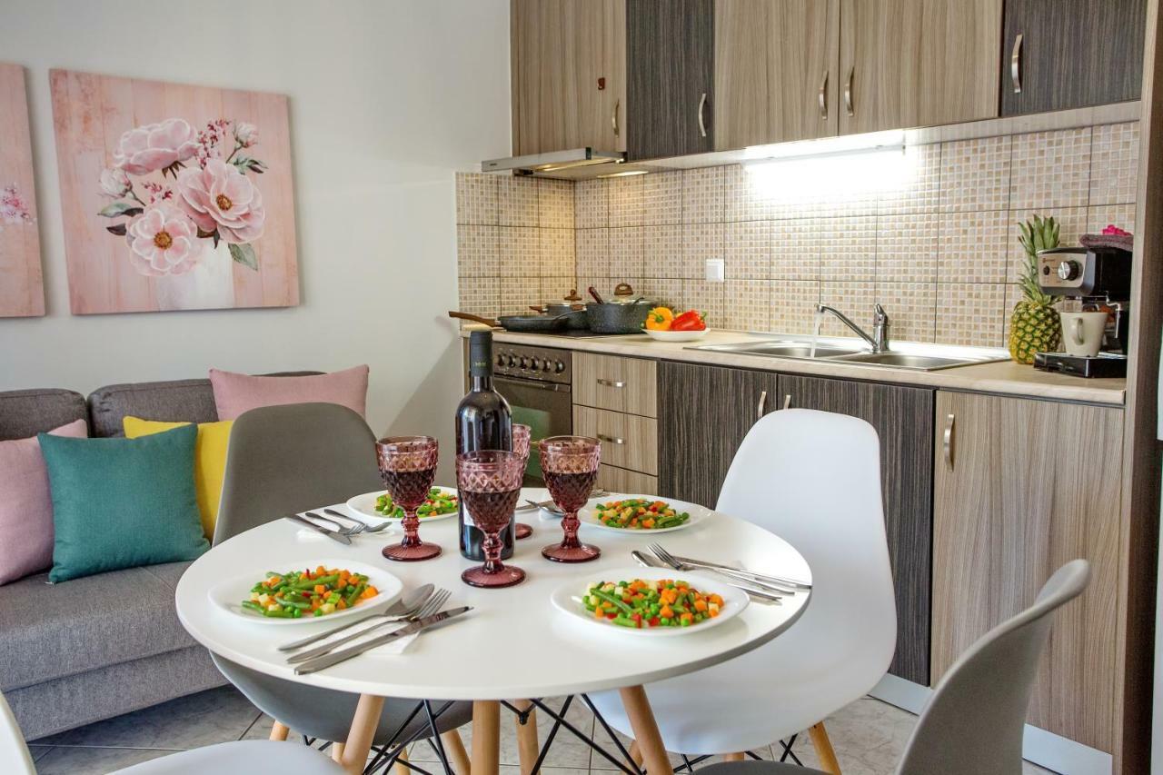 Holiday House Ioanna 2 - Loft Néa Péramos Zewnętrze zdjęcie