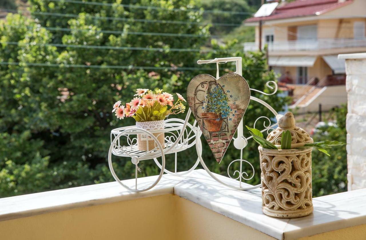 Holiday House Ioanna 2 - Loft Néa Péramos Zewnętrze zdjęcie